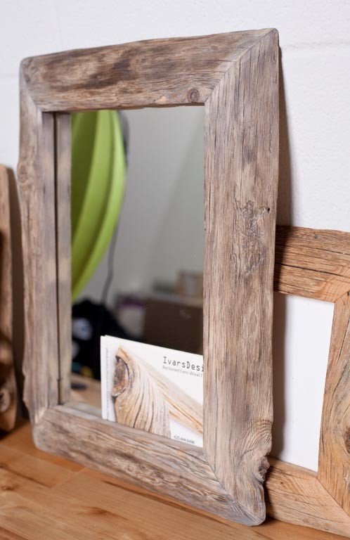 Barnwood Mirror DIY
 reclaimed wood mirror Home Decorating DIY