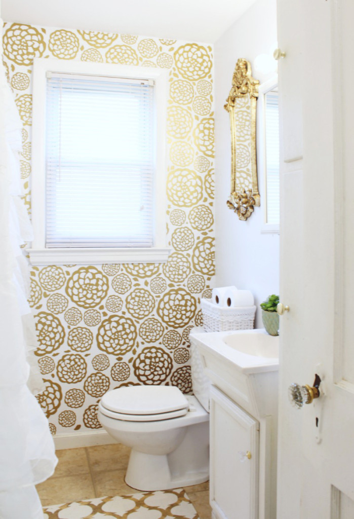 Bathroom Wall Decor Pinterest
 Get an Expensive Looking Home With These Incredible Home