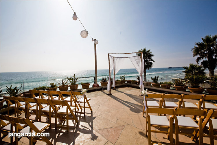 Beach Wedding California
 Discount Wedding Sparklers by Buy Sparklers Sparkle In