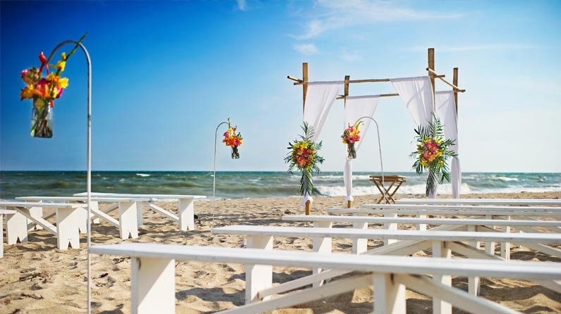 Beach Wedding Venues Nc
 Emerald Isle Wedding Plan Your North Carolina Beach Wedding
