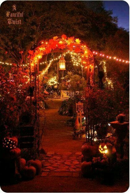 Best Halloween Party Ideas Backyard
 670 best Halloween Outdoor Decor images on Pinterest