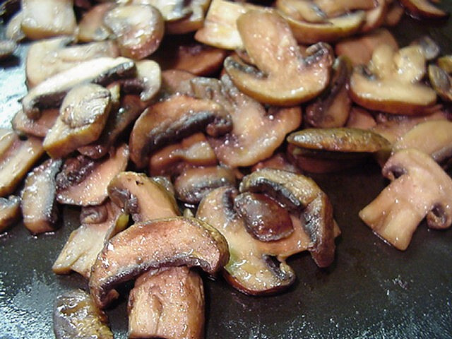 Best Way To Cook Shiitake Mushrooms
 The Best Ways to Cook Shiitake Mushrooms FoodToolsGuru
