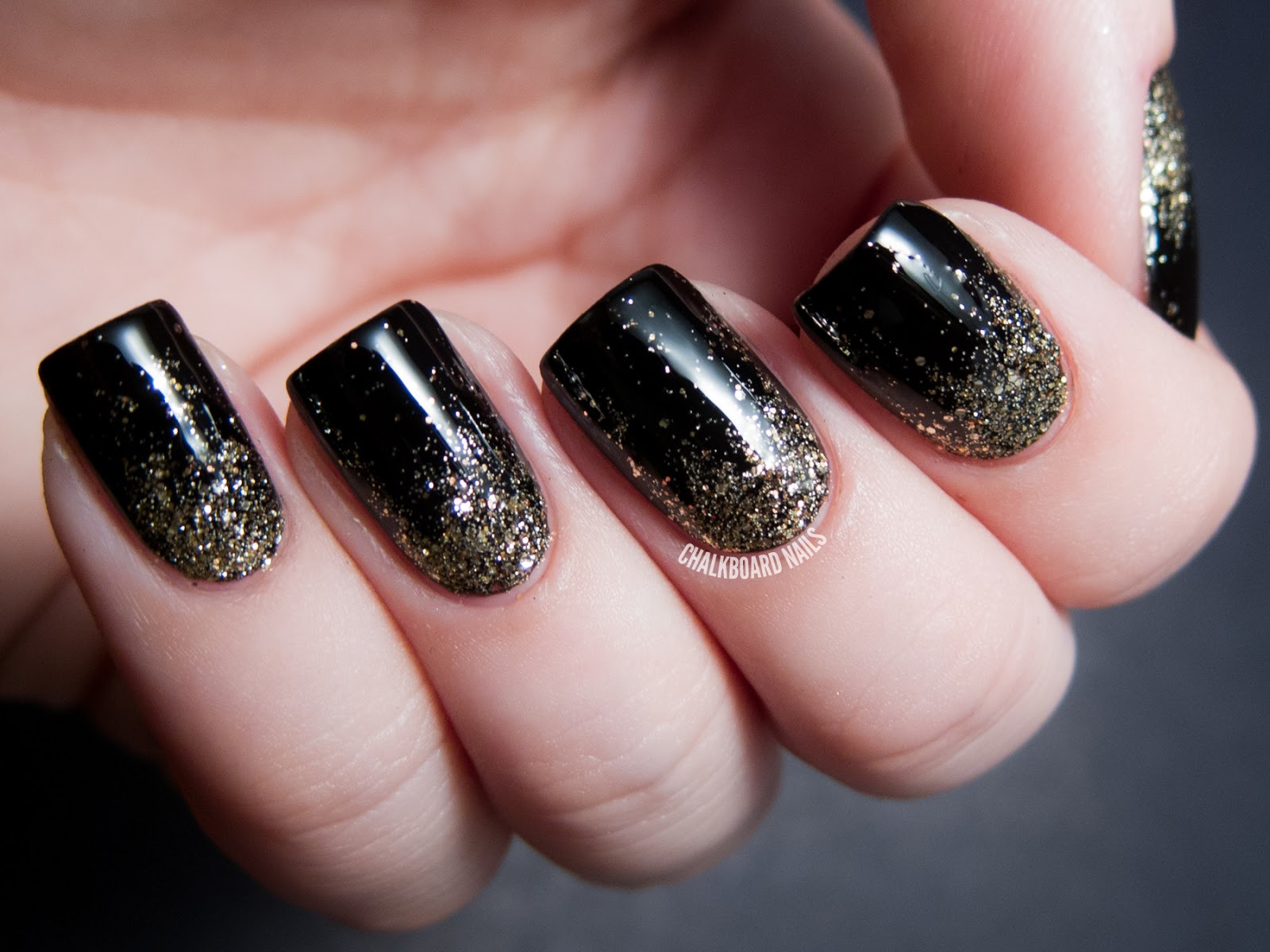 Black And Gold Nail Ideas
 Party Perfect Black and Gold Nail Art Ideas