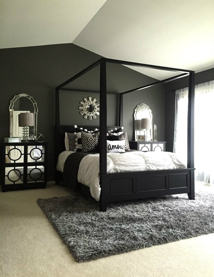 Black And White Master Bedroom
 Feel dark with these black décor ideas to your master
