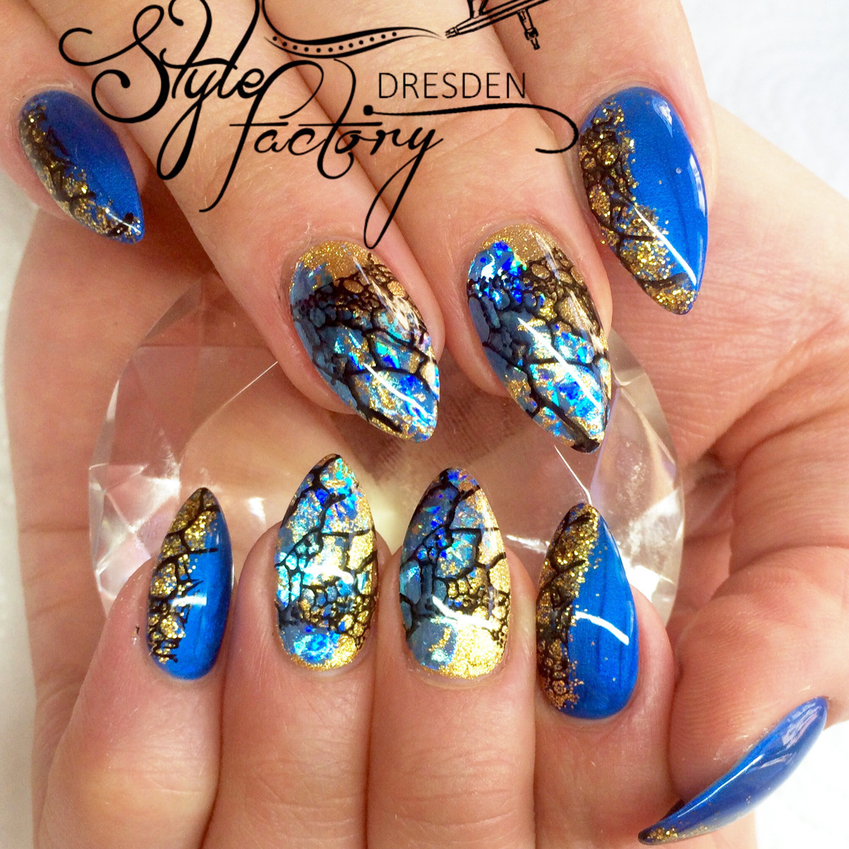Blue And Gold Nail Art
 Nail Art Tutorial Metallic Blue and Gold Gel