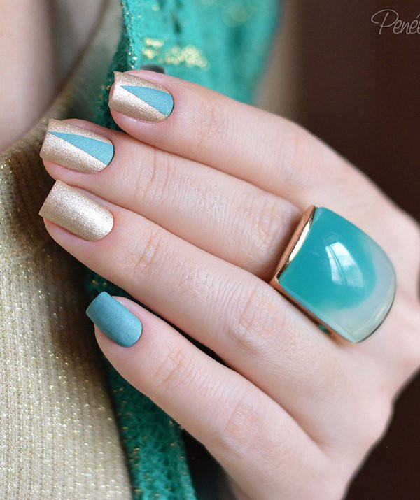 Blue And Gold Nail Art
 40 Best Fall Winter Nail Art Designs To Try This Year