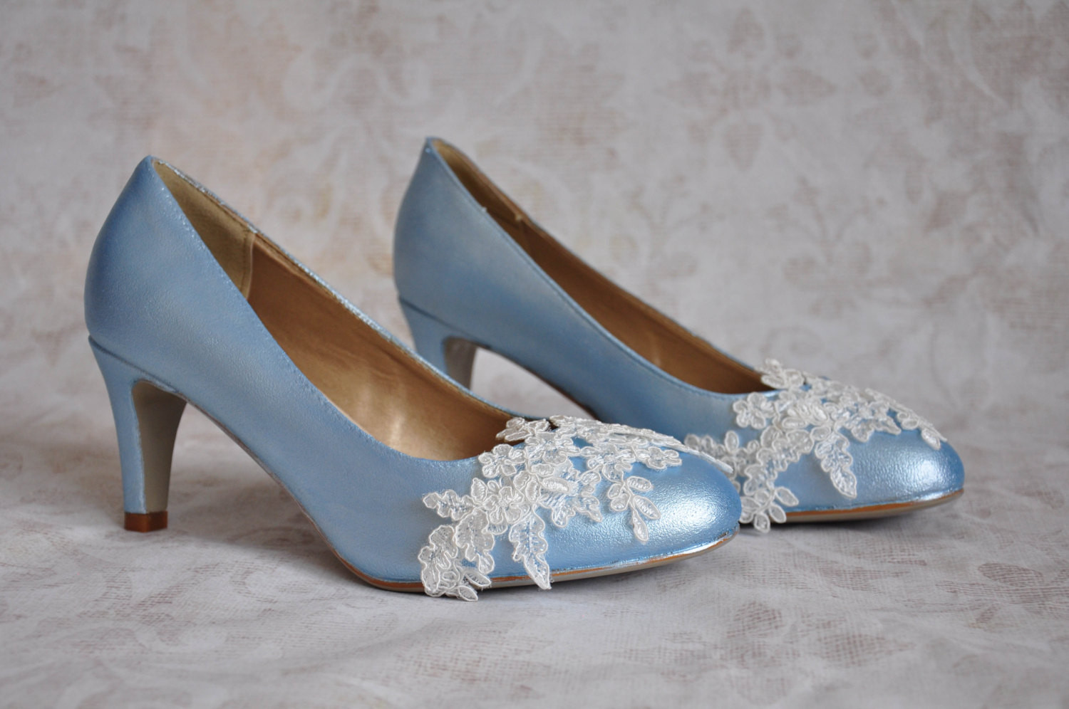 Blue Wedding Shoes For Bride
 Blue wedding shoes something blue wedding shoes bridal shoes