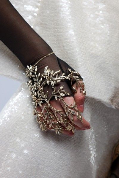 Body Jewelry Fantasy
 Elven jewelry HANDS MANOS Pinterest