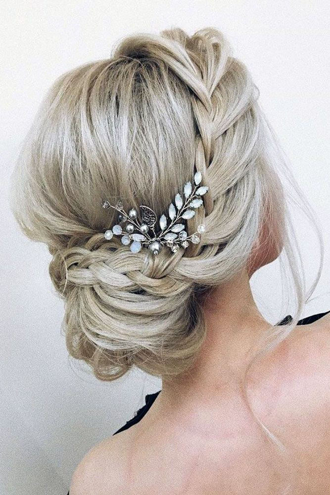 Bridesmaid Hairstyles Pinterest
 30 Pinterest Wedding Hairstyles For Your Unfor table
