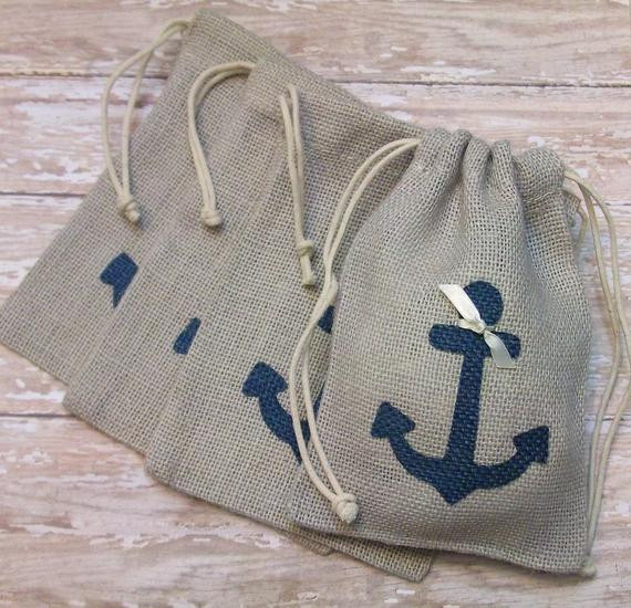 Burlap Wedding Favor Bags
 Burlap Wedding Favors or Gift Bags with by WhiteThistleDesigns