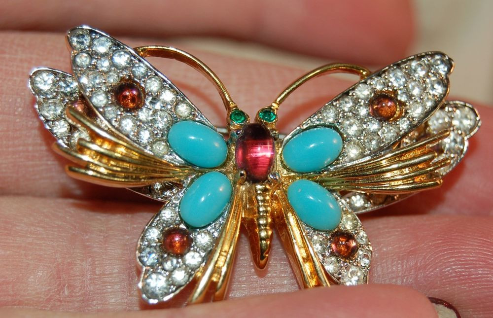 Butterfly Brooches
 LUSCIOUS Signed Jomaz Vintage Turquoise Cabachon