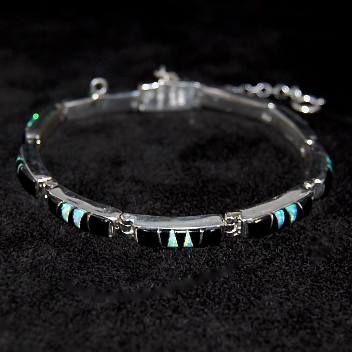 Calvin Begay Bracelets
 Calvin Be Navajo Silver link bracelet Jet Lab Opal