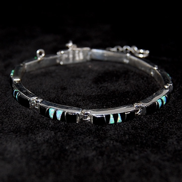 Calvin Begay Bracelets
 Calvin Be Navajo Silver link bracelet Jet Lab Opal