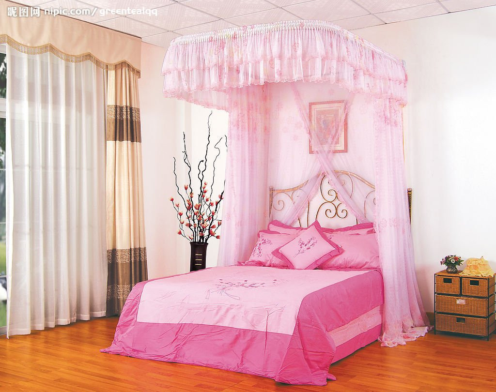 Canopy Girl Bedroom
 How to Make Girls Canopy Bed in Princess Theme MidCityEast
