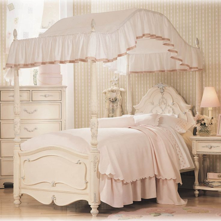 Canopy Girl Bedroom
 Bedroom Small Beautiful Pink Canopy Bed For Girls