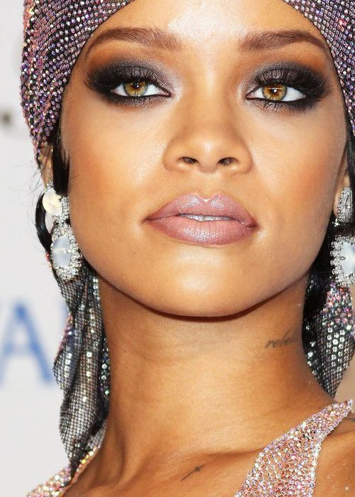 Celebrity Makeup Looks
 20 Best Celebrity Makeup Ideas for Hazel Eyes