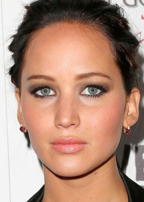 Celebrity Makeup Looks
 20 Best Celebrity Makeup Ideas for Green Eyes