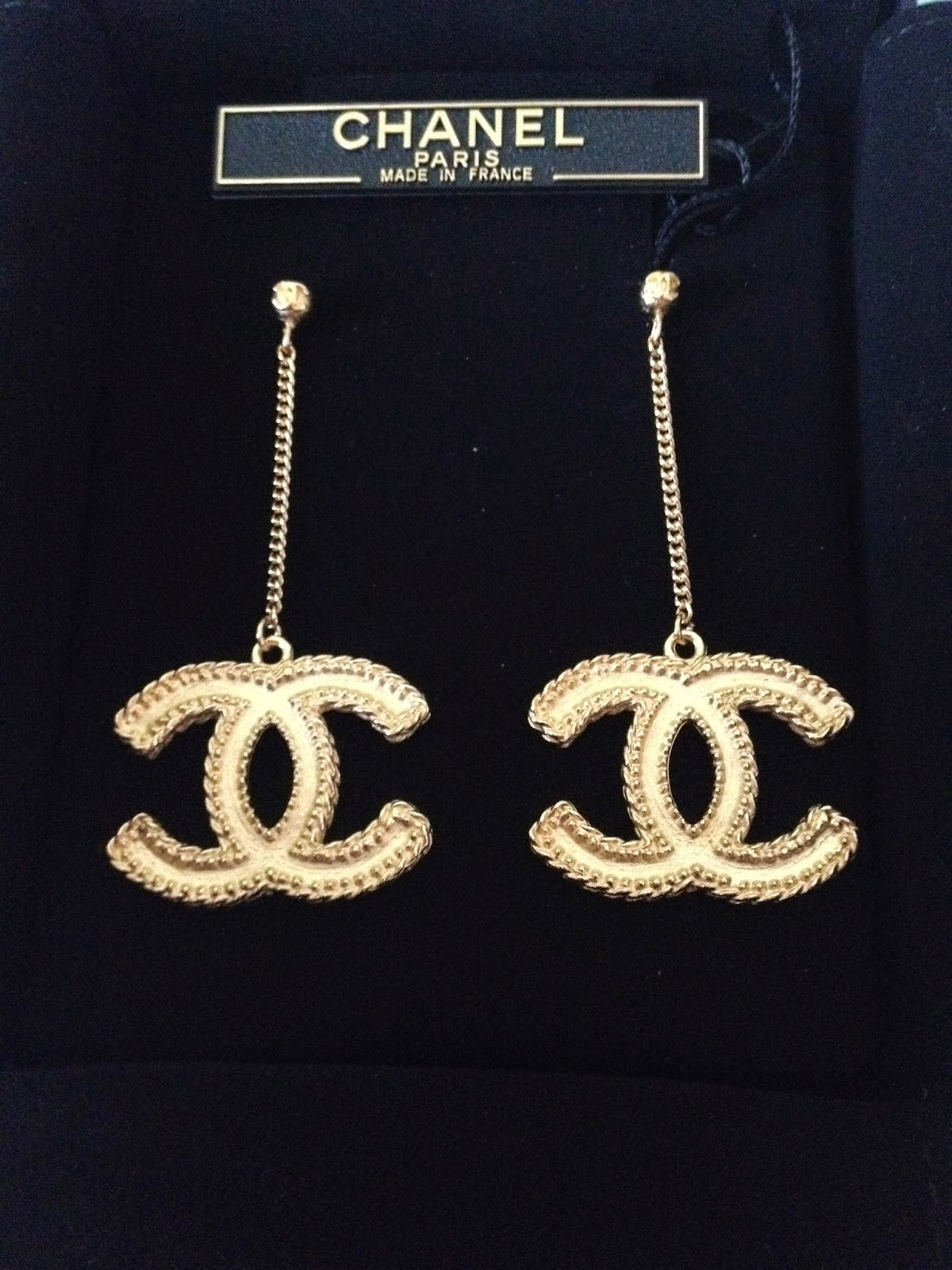 Chanel Earrings Cc
 Chanel Earring Review Chanel Earrings LARGE CC LOGO Gold