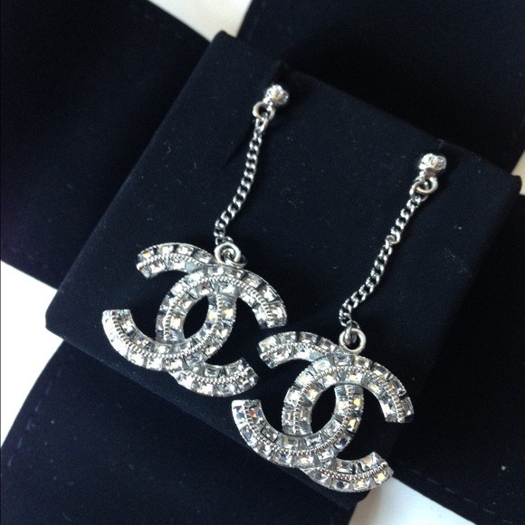 Chanel Earrings Cc
 off CHANEL Jewelry NEW Chanel CC Baroque Crystal