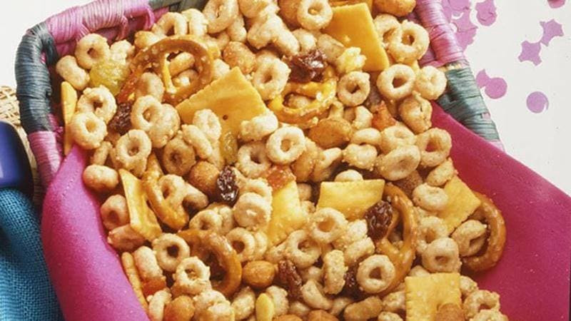 Cheerio Snacks Recipe
 Cheerios Snack Mix Recipes BettyCrocker