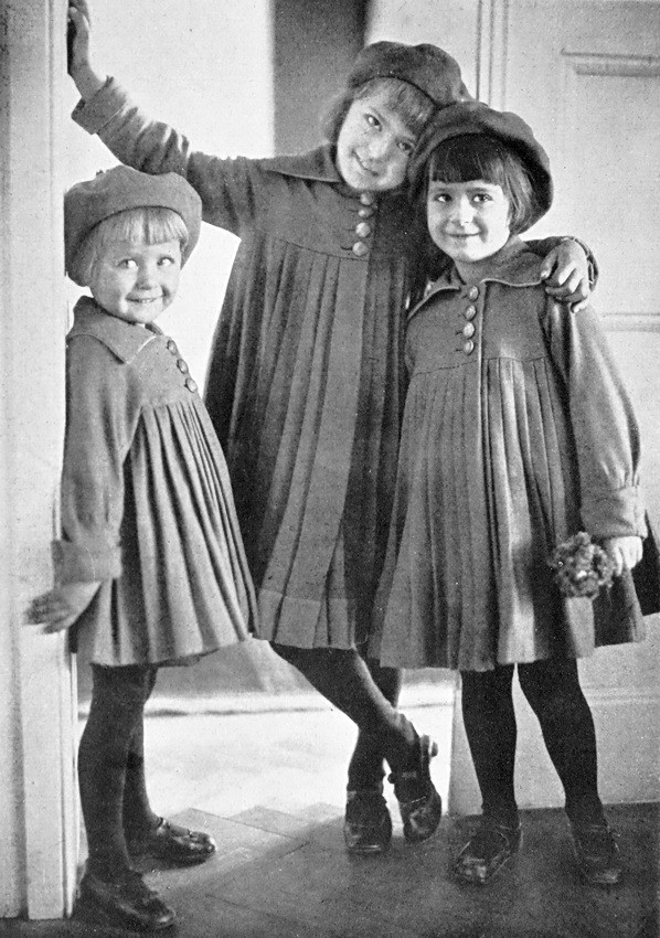 Children Fashion In The 1920S
 Antique and Classic graphic