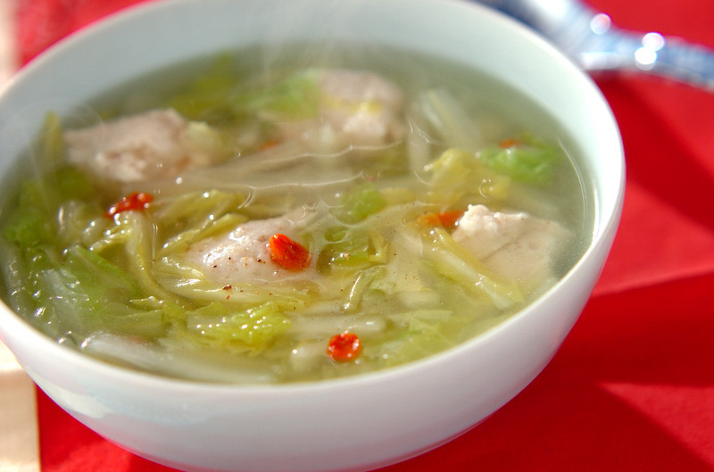 Chinese Cabbage Soup
 An Inexpert Epicure♪ Chinese Soup with meatball and