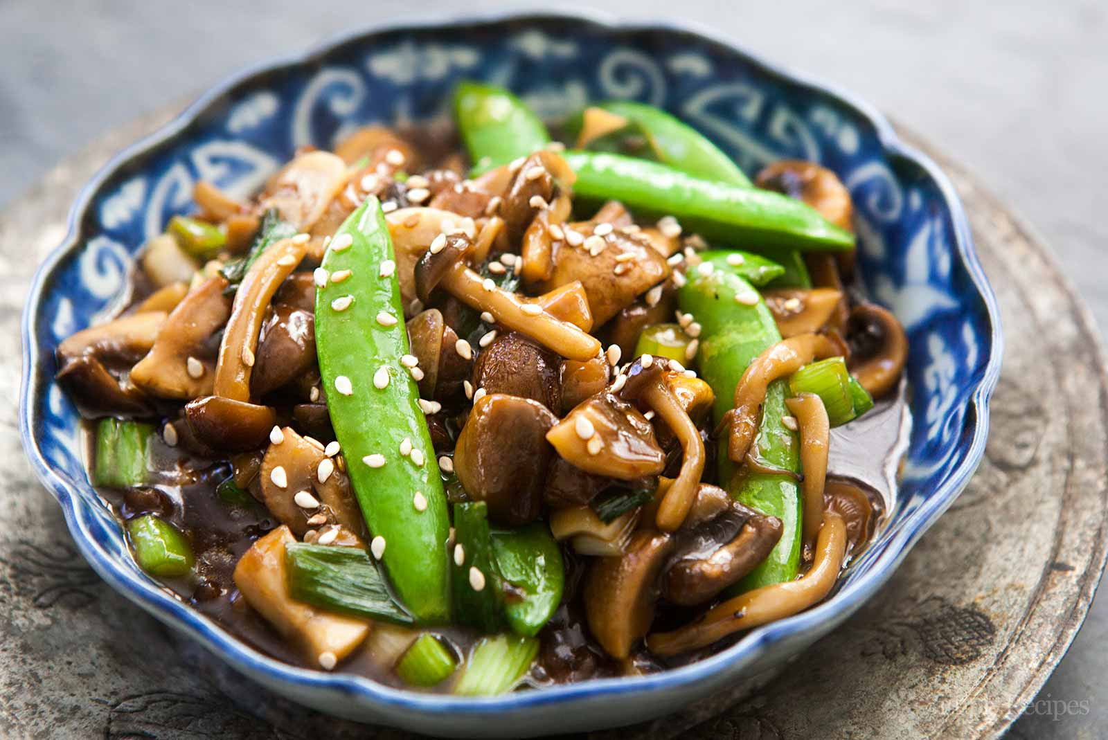 Chinese Mushroom Recipes
 Mushroom Stir Fry with Peas and Green ions Recipe