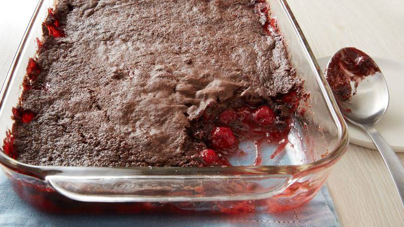 Chocolate Cake Mix Cherry Pie Filling Recipe
 10 Best Chocolate Dump Cake with Cherry Pie Filling Recipes
