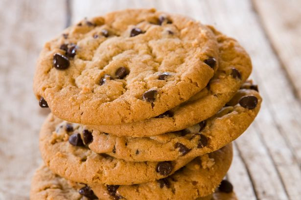 Chocolate Chip Cookie Recipes For Kids
 How to make simple and easy cookies with your kids at home