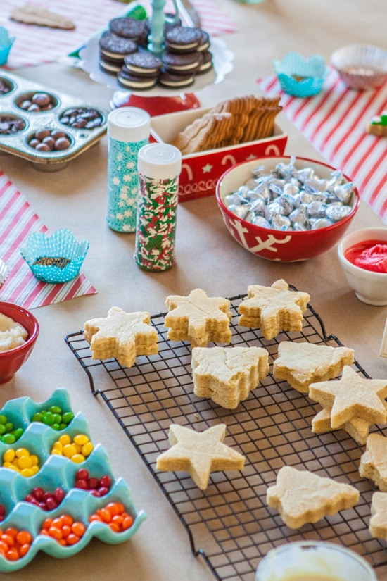 Christmas Cookie Party Ideas
 Tips for Hosting a Successful Kids Holiday Cookie Party
