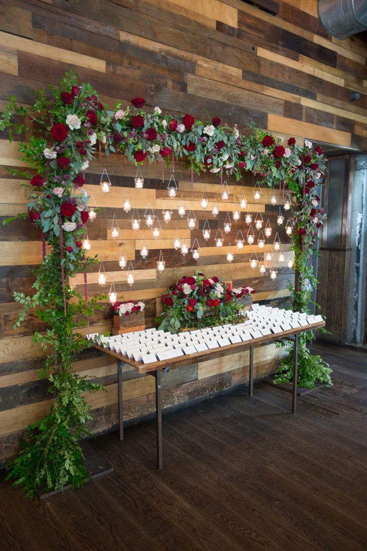 Christmas Engagement Party Ideas
 30 Awesome Winter Red Christmas Themed Festival Wedding