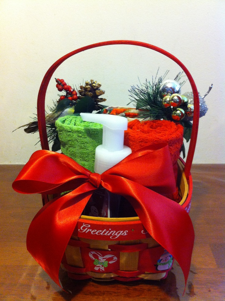 Christmas Gift Basket Ideas Pinterest
 Christmas t basket Basket raffle ideas
