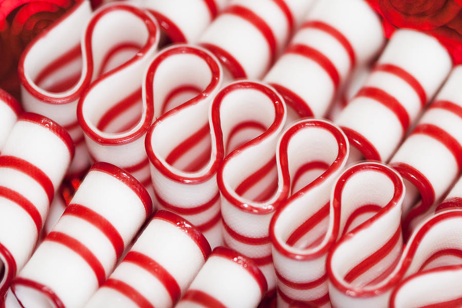 Christmas Ribbon Candy
 Peppermint Ribbon Candy graph by Kathy Clark