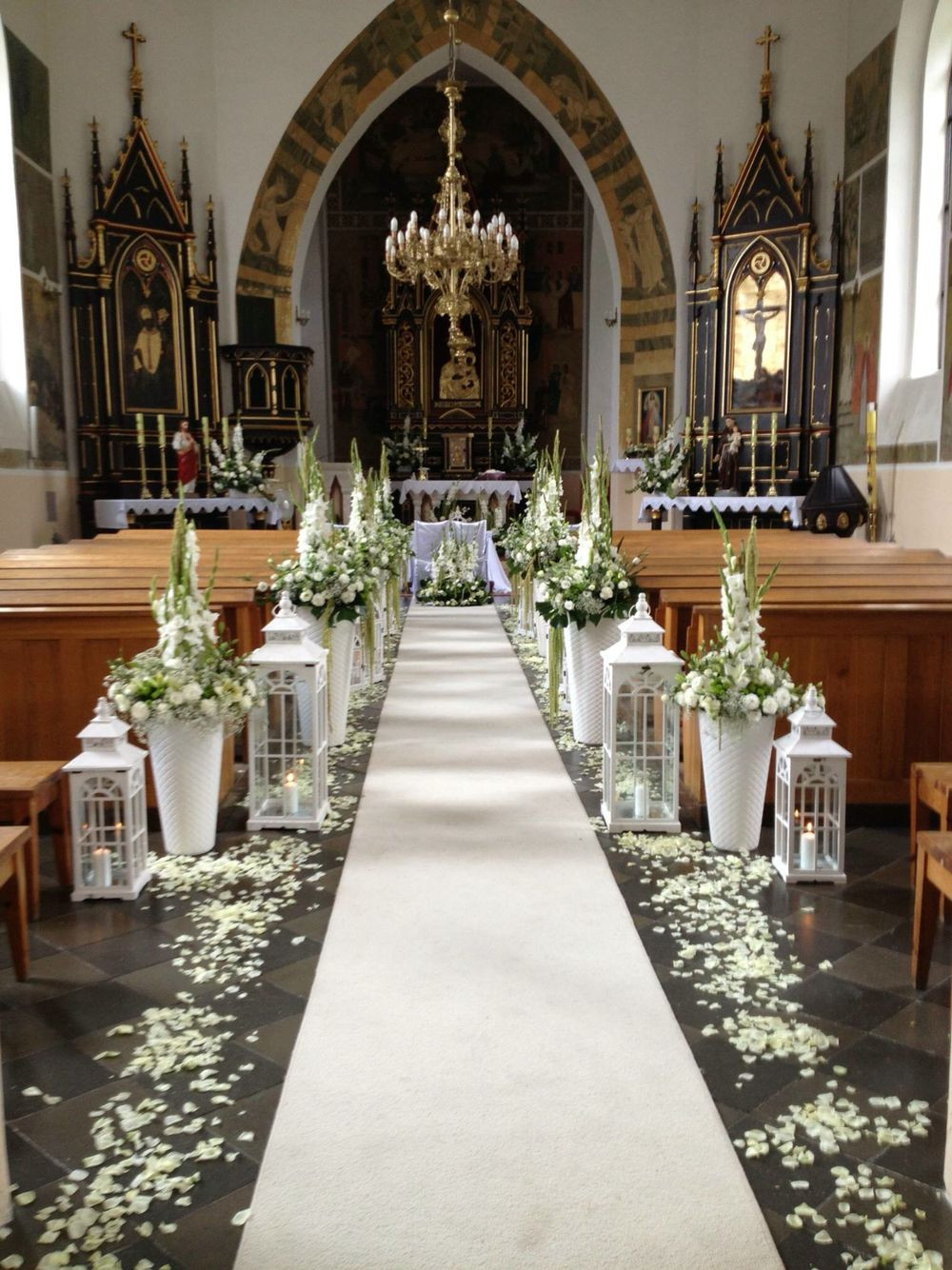 Church Wedding Decor
 Follow us SIGNATUREBRIDE on Twitter and on FACEBOOK