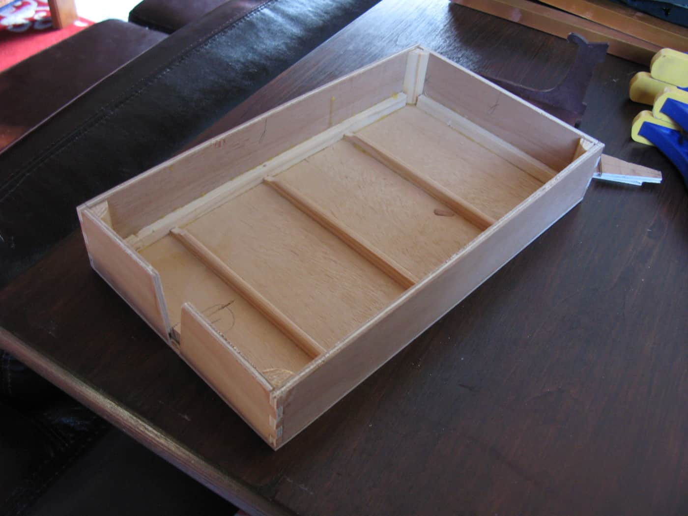 Cigar Box DIY
 15 Awesome Cigar Box Projects