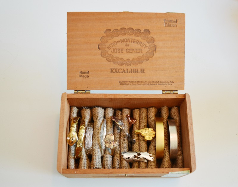 Cigar Box DIY
 Mr Kate DIY cigar box and burlap jewelry organizer