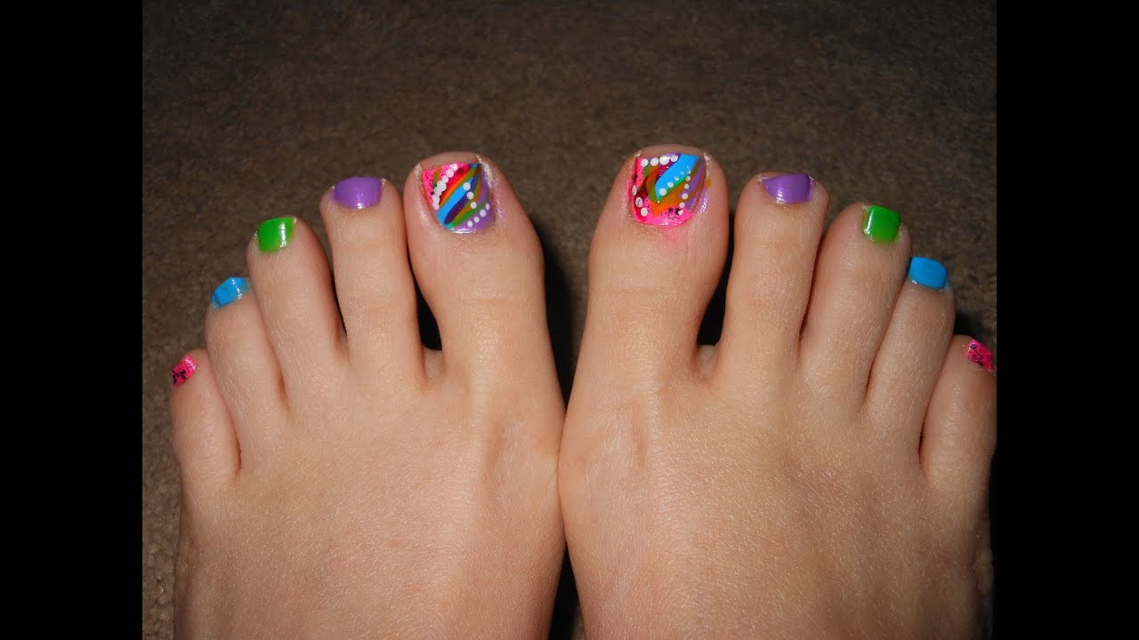 Colorful Nail Ideas
 Multicolor abstract toe nails for Spring and Summer