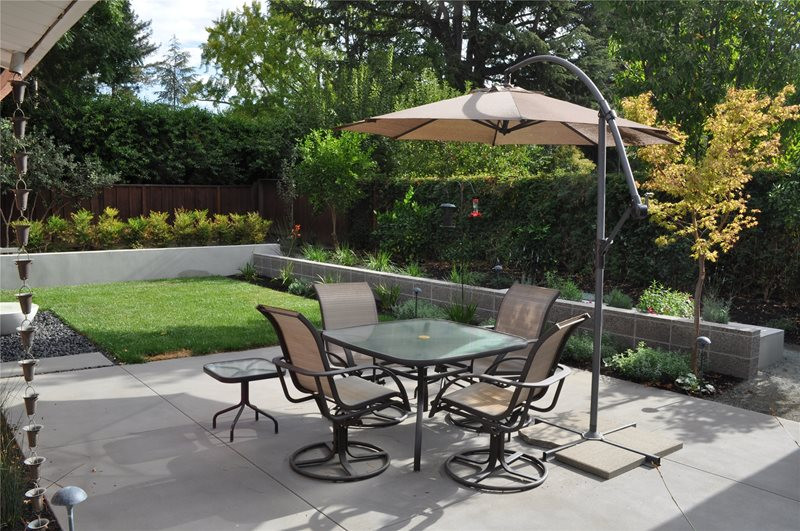 Concrete Patio Landscaping
 Small Yard Landscaping Walnut Creek CA Gallery