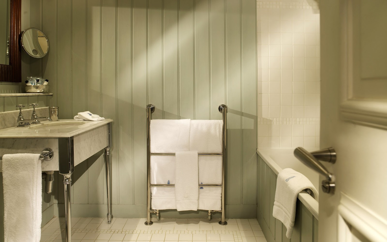 Cool Bathroom Wallpaper
 Cool Bathrooms Designs HD Wallpapers 2015