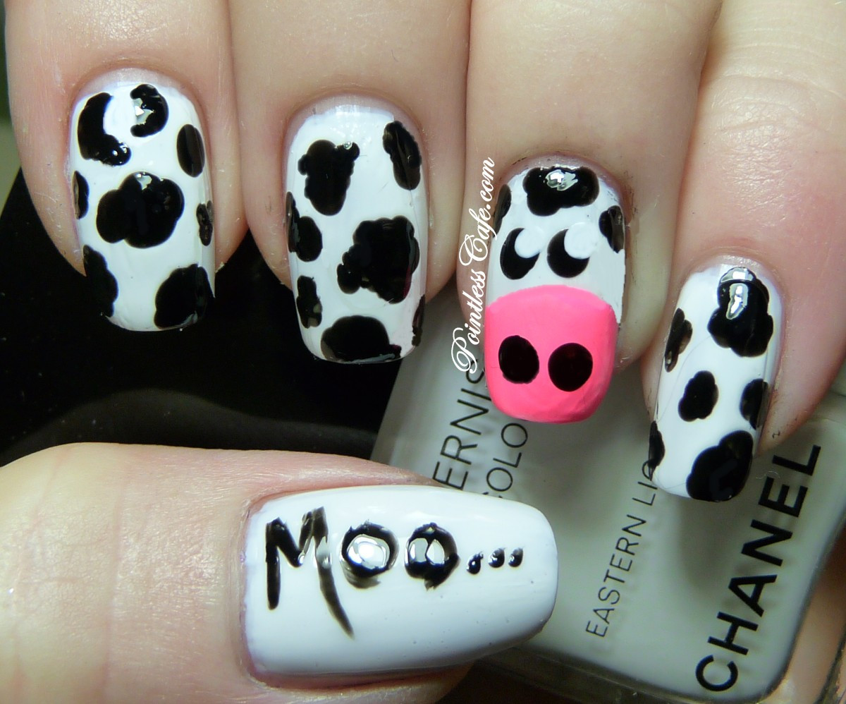 Cow Nail Art
 Copy Caturday Holy Cow