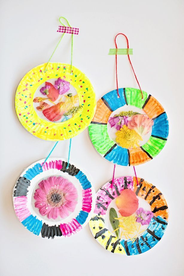 Craft Ideas For Toddlers
 COLORFUL AND EASY FLOWER SUNCATCHER CRAFT