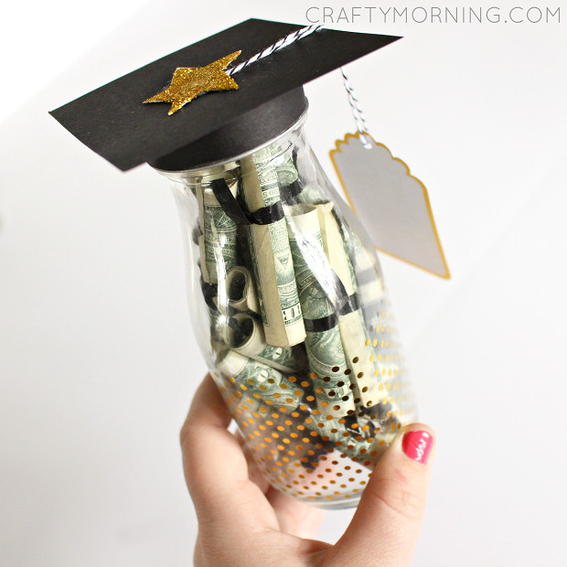 Creative Graduation Gift Ideas
 12 Creative Graduation Gifts that are Easy to Make