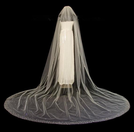 Crystal Wedding Veils
 Luxury Cathedral Bridal Veils With Crystal Edge Crystals