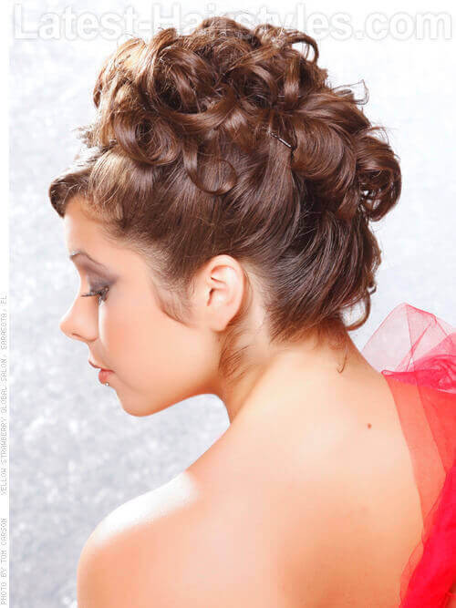 Curl Updo Hairstyles
 36 Curly Updos for Curly Hair See These Cute Ideas for 2018
