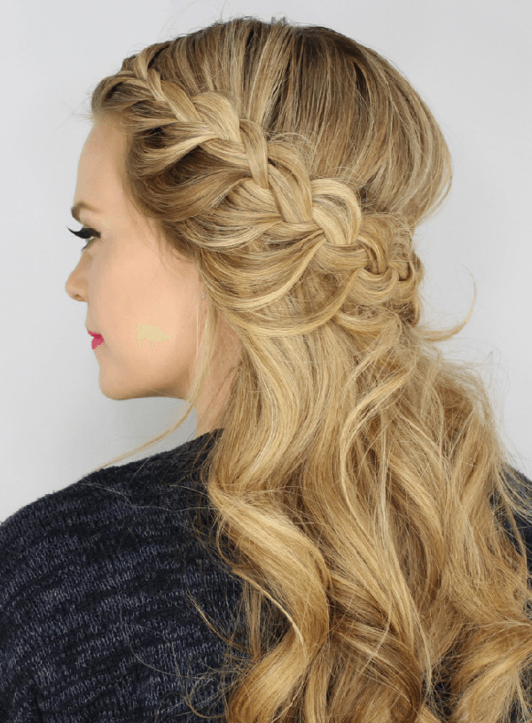 Curled Prom Hairstyles
 36 Curly Prom Hairstyles That Will Make Heads Turn More