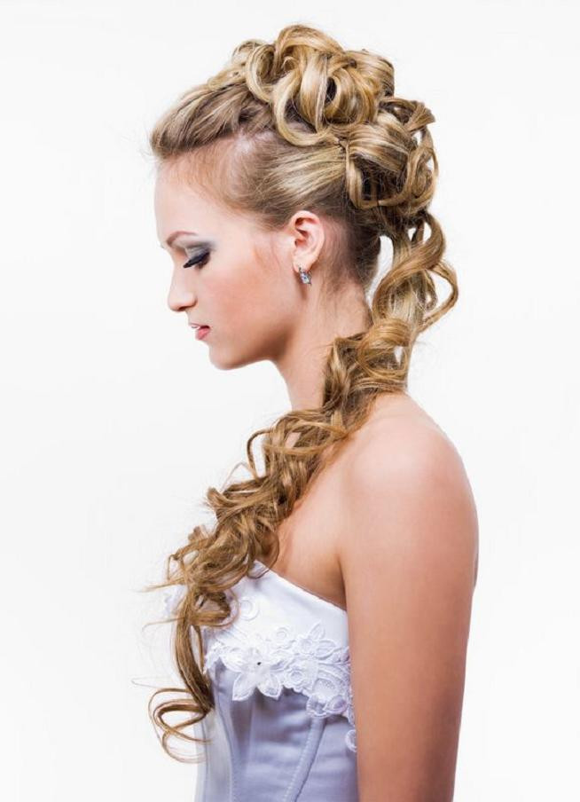 Curled Prom Hairstyles
 Prom Hairstyles for Long Hair with Matching Dresses