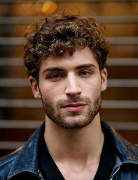 Curly Hairstyles Guy
 What are the most beautiful haircuts for men with curly