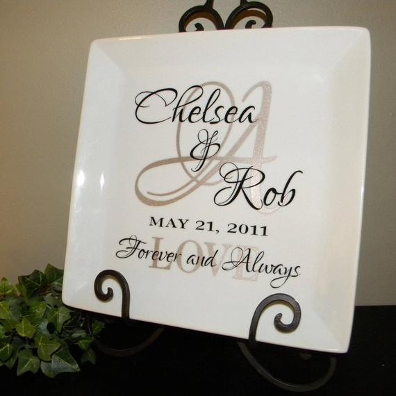 Custom Wedding Gift Ideas
 Personalized Wedding Gift Plate Anniversary Gift For Couple