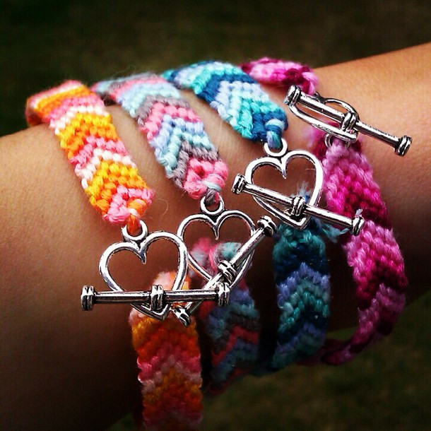 Cute Friendship Bracelets
 Love these image by nastty on Favim