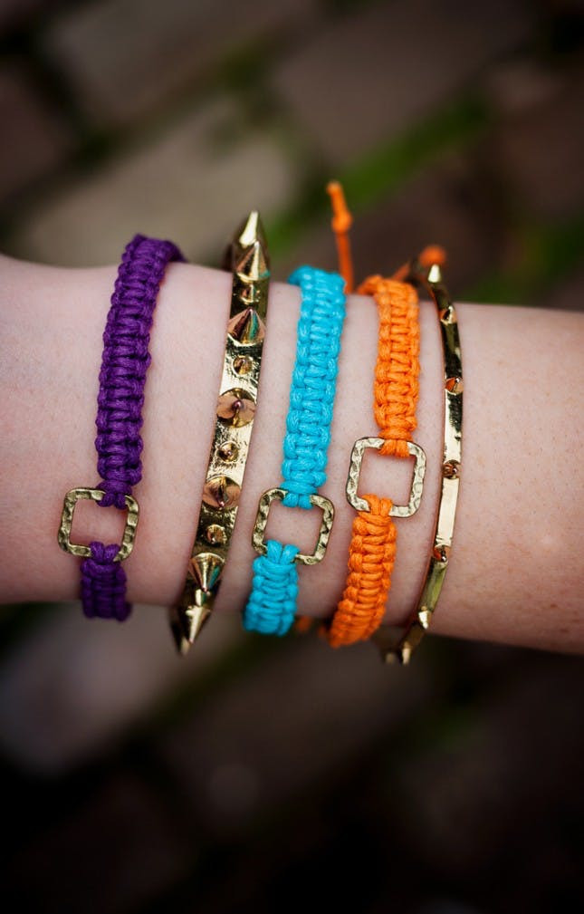 Cute Friendship Bracelets
 17 Friendship Bracelets to Make With Your BFF